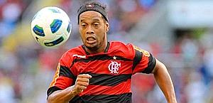 Ronaldinho in azione col Flamengo. Lapresse