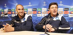 Paolo Cannavaro e Walter Mazzarri. Reuters