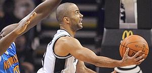 Tony Parker, play dei San Antonio Spurs: 42 punti per lui. Ap
