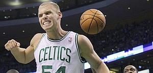 Greg Stiemsma, centro di riserva dei Celtics. Ap