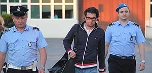 Omar Milanetto luned  uscito dal carcere di Cremona. Ansa