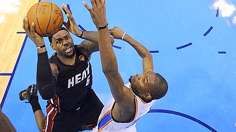 LeBron James, 27 anni, contro Kevin Durant, 23: è il gran duello delle Finali 12. Reuters
