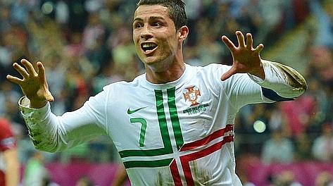 Ronaldo Show: Golos e exibição, Portugal voa para as meias-finais