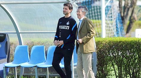 Massimo Moratti, qui con il tecnico Andrea Stramaccioni. Inter.it