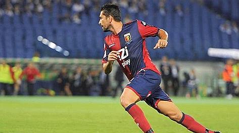 Marco Borriello, 30 anni, esulta: suo il gol dello 0-1. Ansa