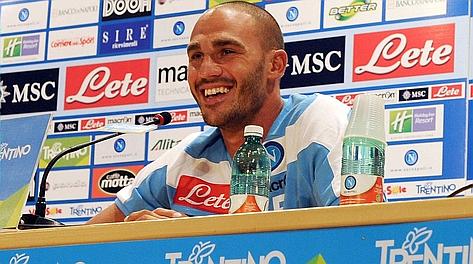 Paolo Cannavaro, 30 anni, capitano del Napoli. Ansa