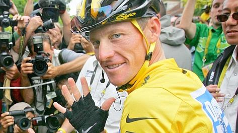 Lance Armstrong, 41 anni, è stato squalificato a vita dall'Usada. Ap