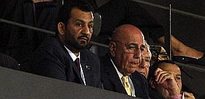 Il presidente del Malaga Al-Thani e Adriano Galliani. Reuters