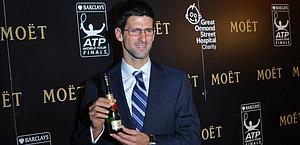 Novak Djokovic, 25 anni, al gal del Masters di Londra. Afp