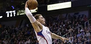 Blake Griffin, in volo come i Cli ppers. Ap