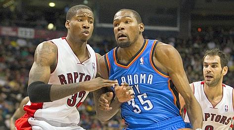 Kevin Durant di Oklahoma, 22 punti contro Toronto. Reuters