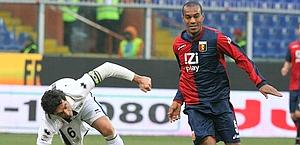 Abdullay Konko, dal Genoa potrebbe passare alla Lazio. Ansa