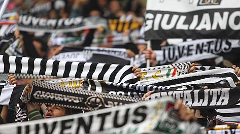 La festa infinita dei tifosi bianconeri allo Juventus Stadium. Lapresse