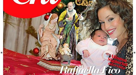 Raffaella Fico con la figlia Pia sulla copertina di Chi