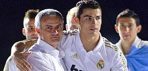 Jos Mourinho, 49 anni, e Ronaldo, 27, star del Real Madrid. Afp 