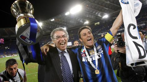 Il presidente Massimo Moratti e Javier Zanetti. Ansa