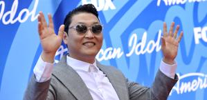 Psy arriva ad American Idol, a Lo s Angeles. Ap