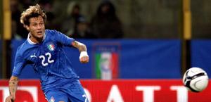 Alessandro Diamanti con la maglia della Nazionale. Forte