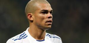Pepe, difensore portoghese del Real Madrid. Forte