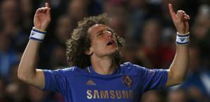 David Luiz, brasiliano del Chelsea di Mourinho. Reuters