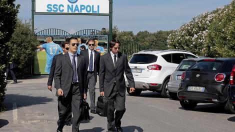 Agenti della Guardia di finanza all'uscita dalla sede del Napoli a Castel Volturno  in una foto di archivio del 3 ottobre 2012. Ansa