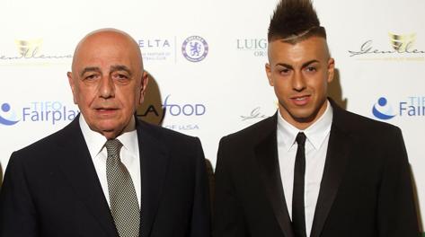 Adriano Galliani con Stephan El Shaarawy. Ansa