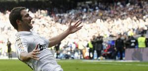 Gonzalo Higuain, attaccante argentino del Real Madrid. Reuters