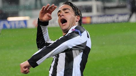 Alessandro Matri, 28 anni, festeggia dopo una rete con la maglia della Juventus. Bozzani