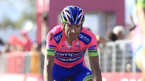 Michele Scarponi, 33 anni: ha vinto il Giro 2011 a tavolino per la squalifica di Contador. Bettini