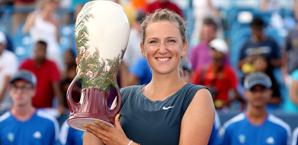 Vika Azarenka sorride: a Cincinnati terzo titolo dell'anno. Afp