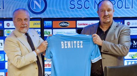 Il presidente del Napoli Aurelio De Laurentiis con il tecnico Rafa Benitez. Ansa