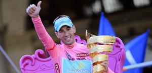 Vincenzo Nibali, 28 anni, re del Giro. Bettini