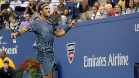 Rafa Nadal esulta dopo avere sconfitto Tommy Robredo. Reuters