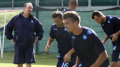 Rafa Benitez dirige orgoglioso l'allenamento. Afp