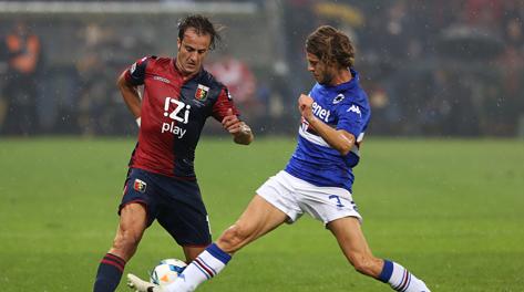 Alberto Gilardino  marcato da Andrea Costa nel match Genoa-Sampdoria. LaPresse 