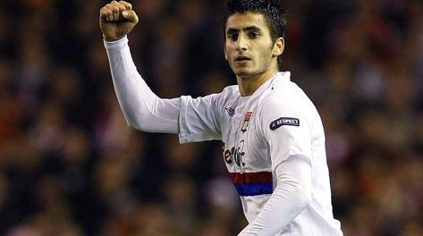 Maxime Gonalons, 24 anni, centrocampista. Reuters