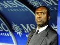 Clarence Seedorf perplesso in panchina. Ap