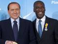 Silvio Berlusconi e Clarence Seedorf. Epa