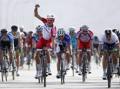 Alexander Kristoff vittorioso nella seconda tappa del Tour of Oman. Epa