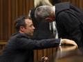 Oscar Pistorius in tribunale. Reuters