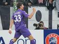 L'esultanza di Mario Gomez, primo gol europeo con la maglia della Fiorentina. Ansa
