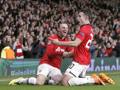 Rooney festeggia con Van Persie. Ap