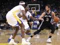 Marco Belinelli protagonista all'Oracle Arena. Reuters