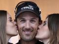 Fabian Cancellara, 33 anni, sul gradino pi altro del podio del Giro delle Fiandre. Reuters