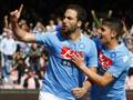 Gonzalo Higuain, 26 anni, esulta per la tripletta: sale a 17 gol in Serie A. Afp