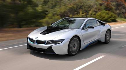 Bmw i8, l'ibrida plug-in diversamente sportiva - La ...