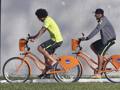 Neymar e Marcelo all'allenamento in bici. Reuters