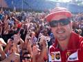 Un selfie di Alonso all'Hungaroring