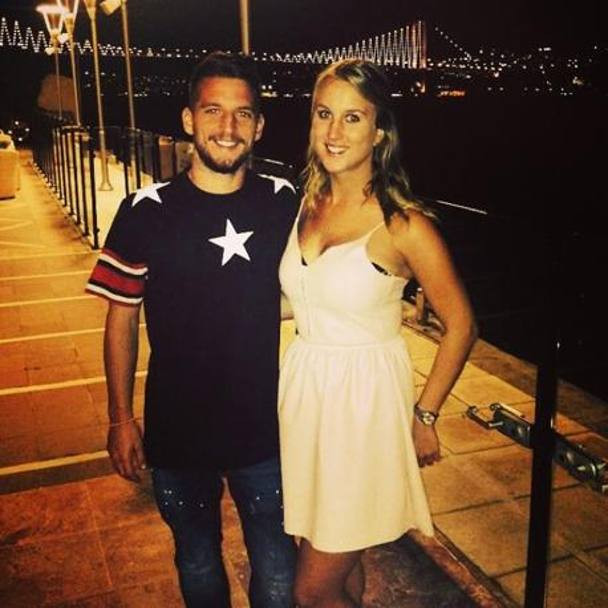 Napoli Lady Mertens Citta Sottovalutata Ma La Camorra La Gazzetta Dello Sport