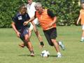 Roberto Baggio si allena per la Partita della Pace (Rivistastudio.com)